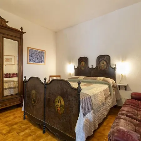 Albachiara Apartment *